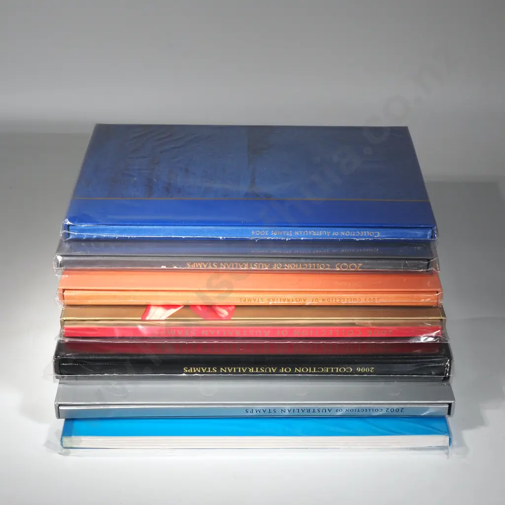 Seven Australian Stamp Annuals - With Stamps  Image 1++