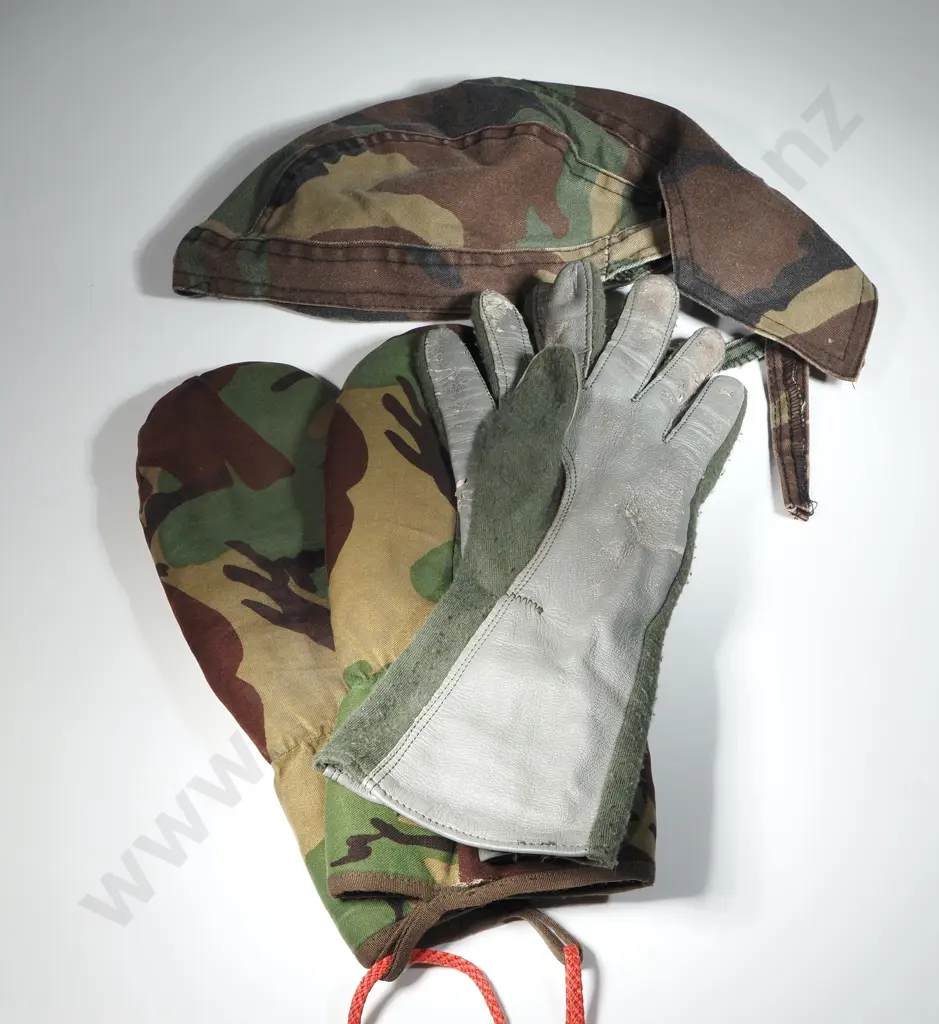 Army Cold Weather Mittens / Pair of Nomex Flight Gloves / Rambo Cap Image 1++