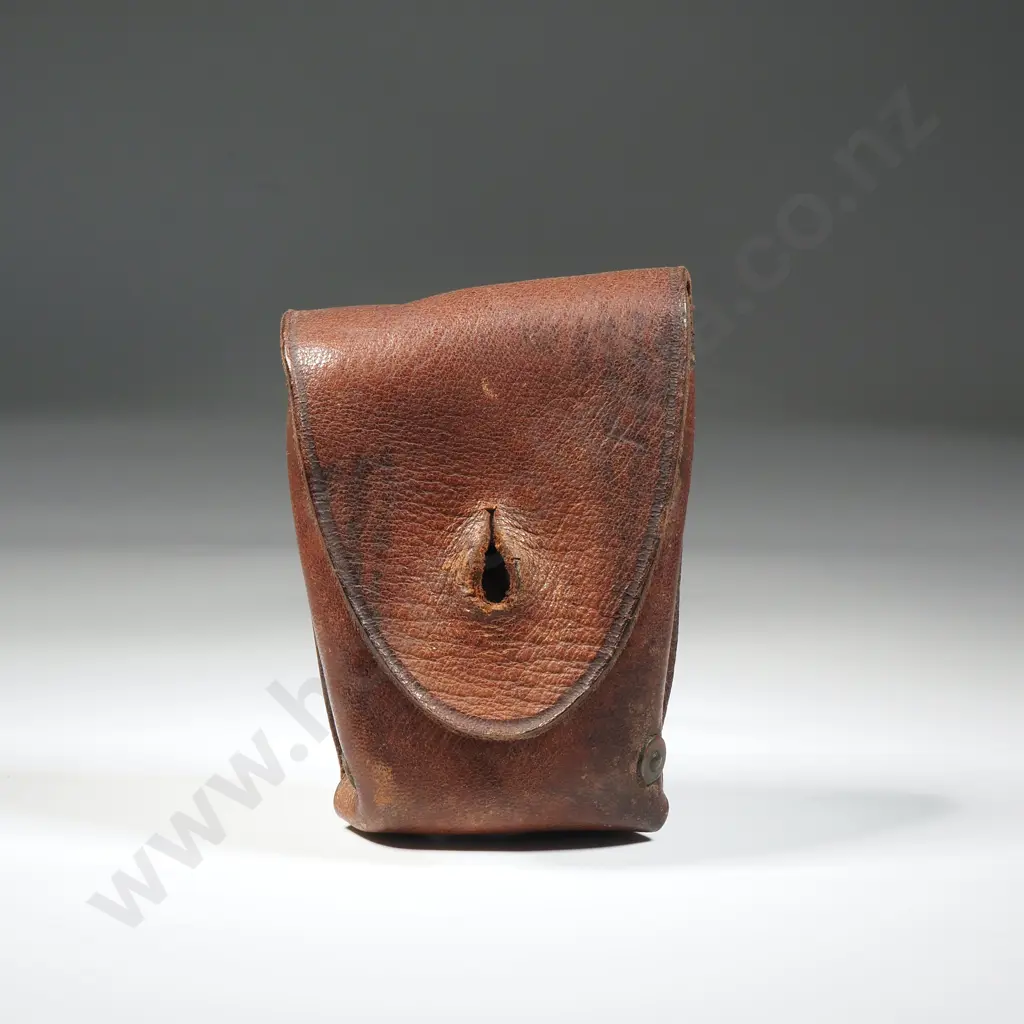 WW1 New Zealand Leather Ammo Pouch  Image 1++