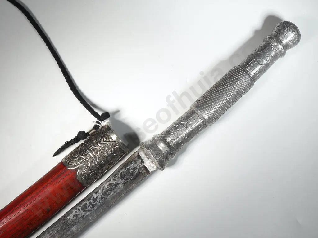 Replica Burmese Dha Sword w Wooden Scabbard. Image 1++