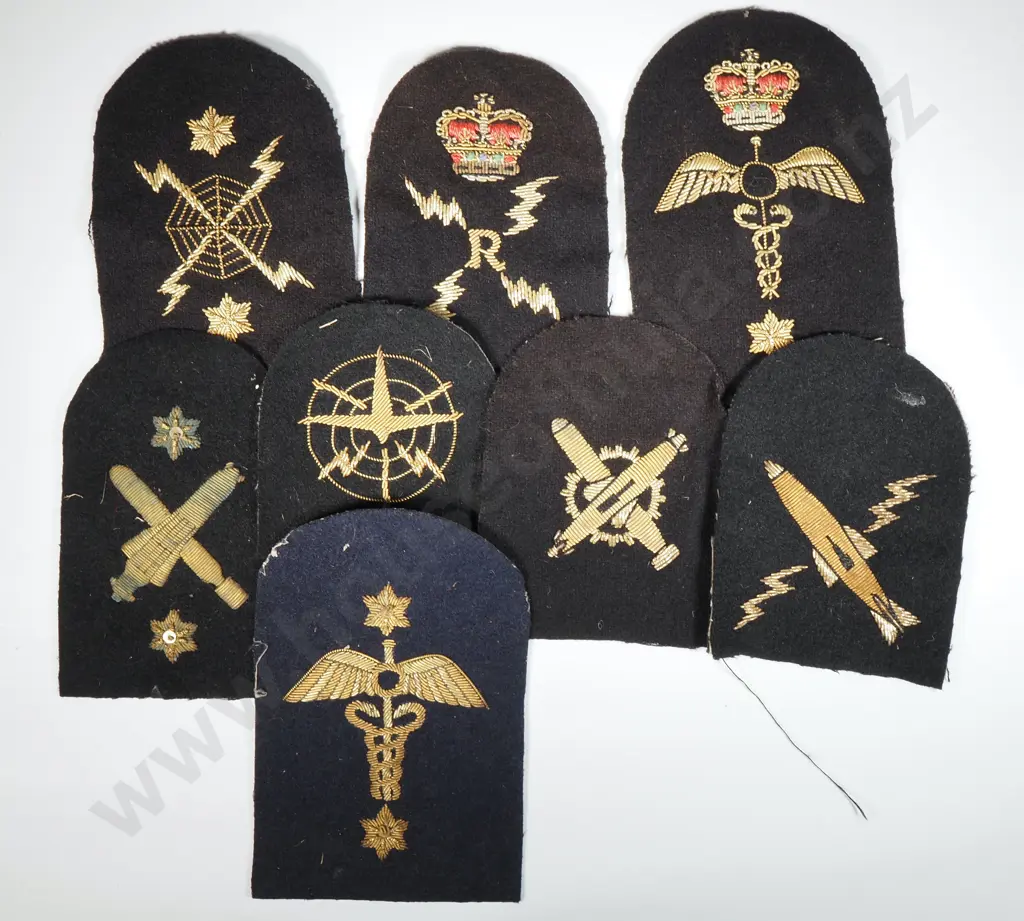 Bag of gold Navy badges Image 1++