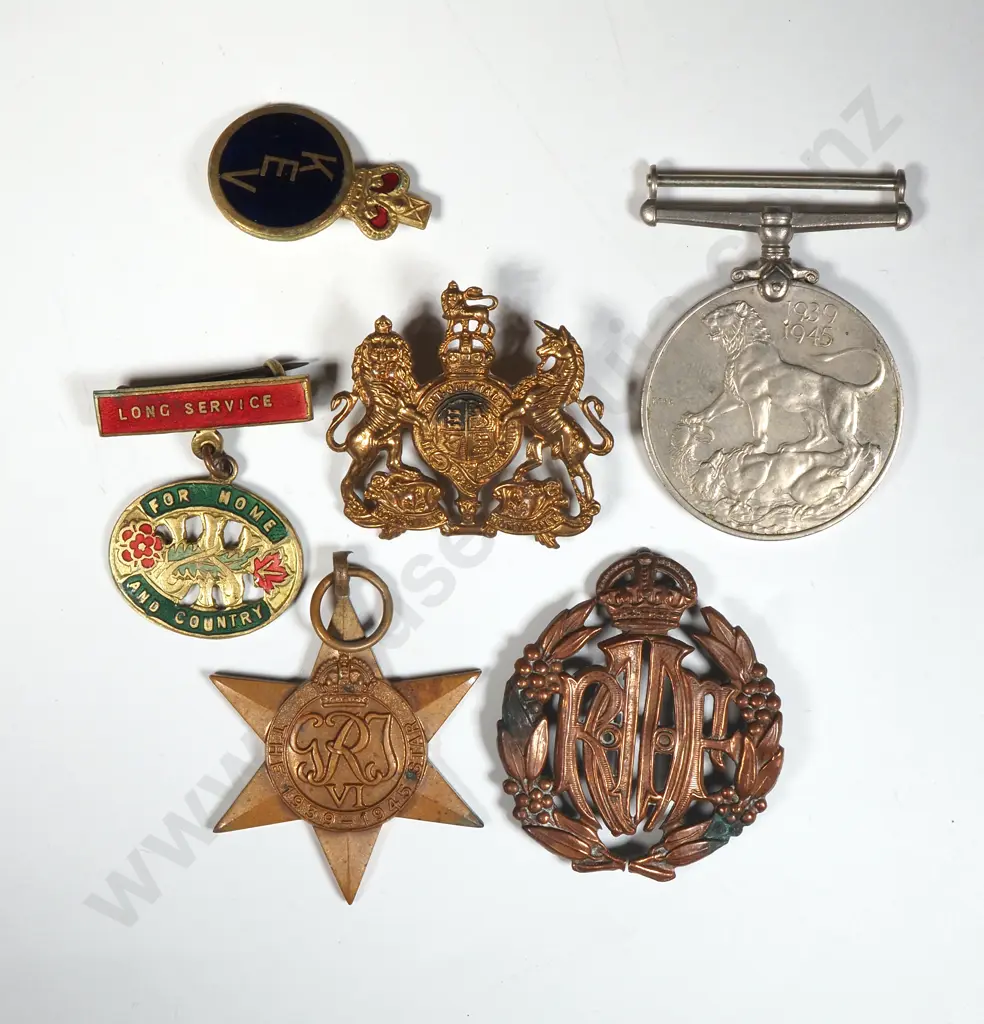 Assorted lot of Military Badges & Medals Image 1++