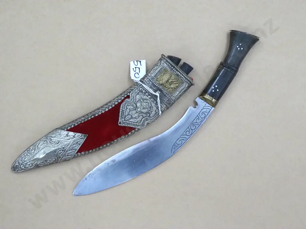 Replica Tourist Kukri w Velvet Scabbard, Metal /Brass Decorations, Horn Handle & Two Miniature Knives. Image 1++
