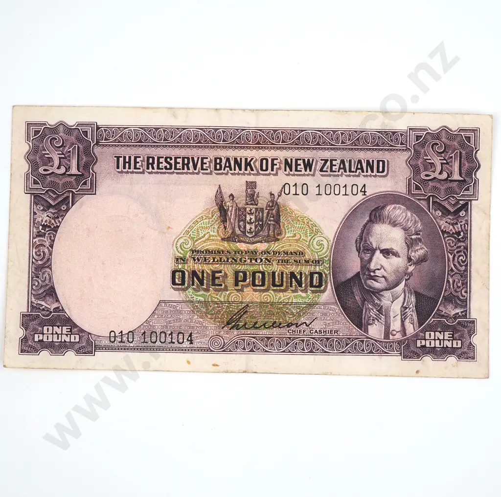 One Pound Wilson Banknote - Pleasing Serial Number  Image 1++