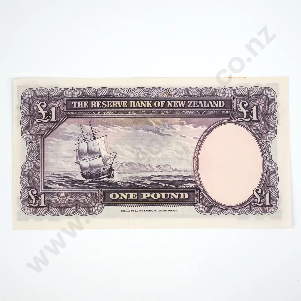 One Pound Fleming Banknote - AUNC Image 1++