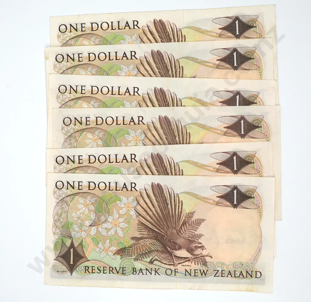 Six One Dollar Wilks Banknotes - E07 Prefix  Image 1++