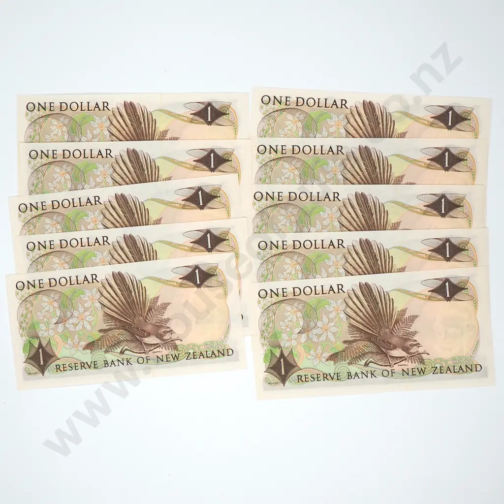 Ten Consecutive Knight One Dollar Banknotes - UNC  Image 1++