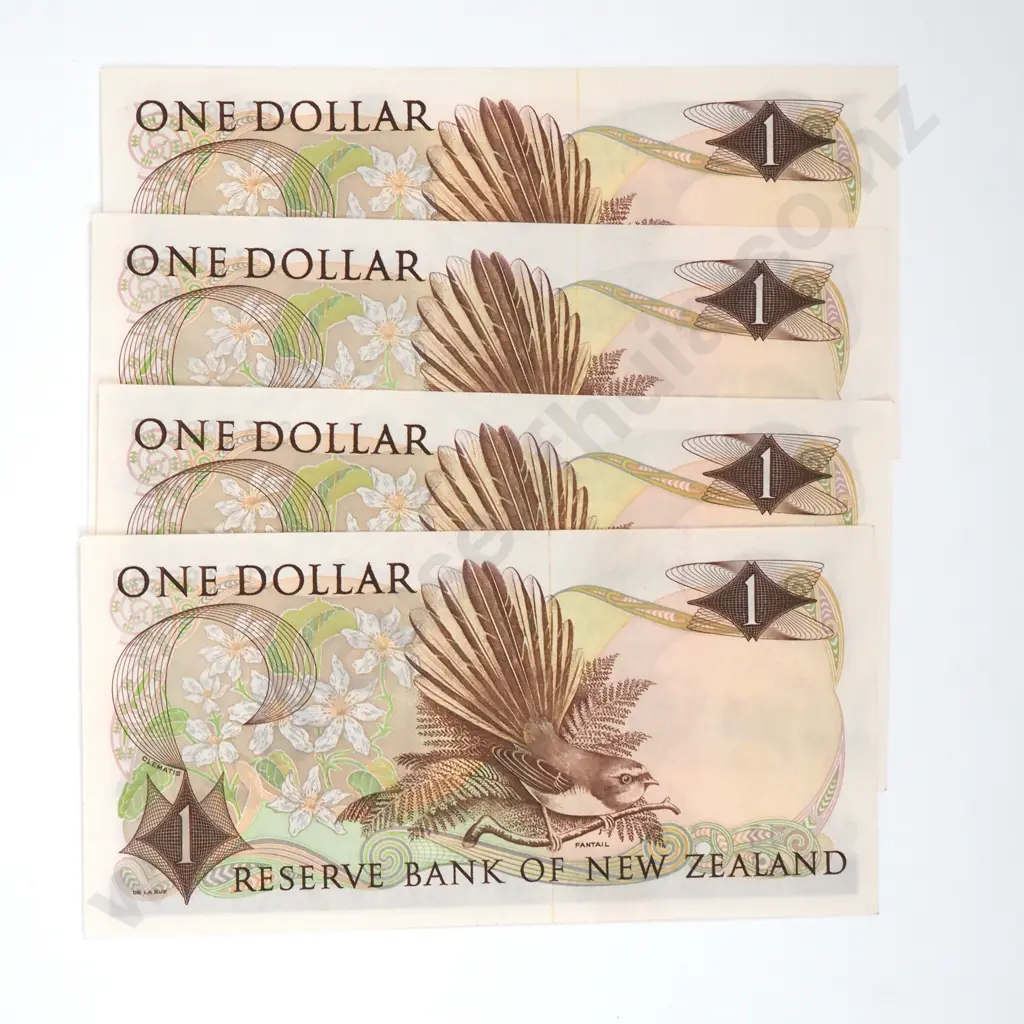 Four Consecutive One Dollar Knight Banknotes - AUNC Image 1++