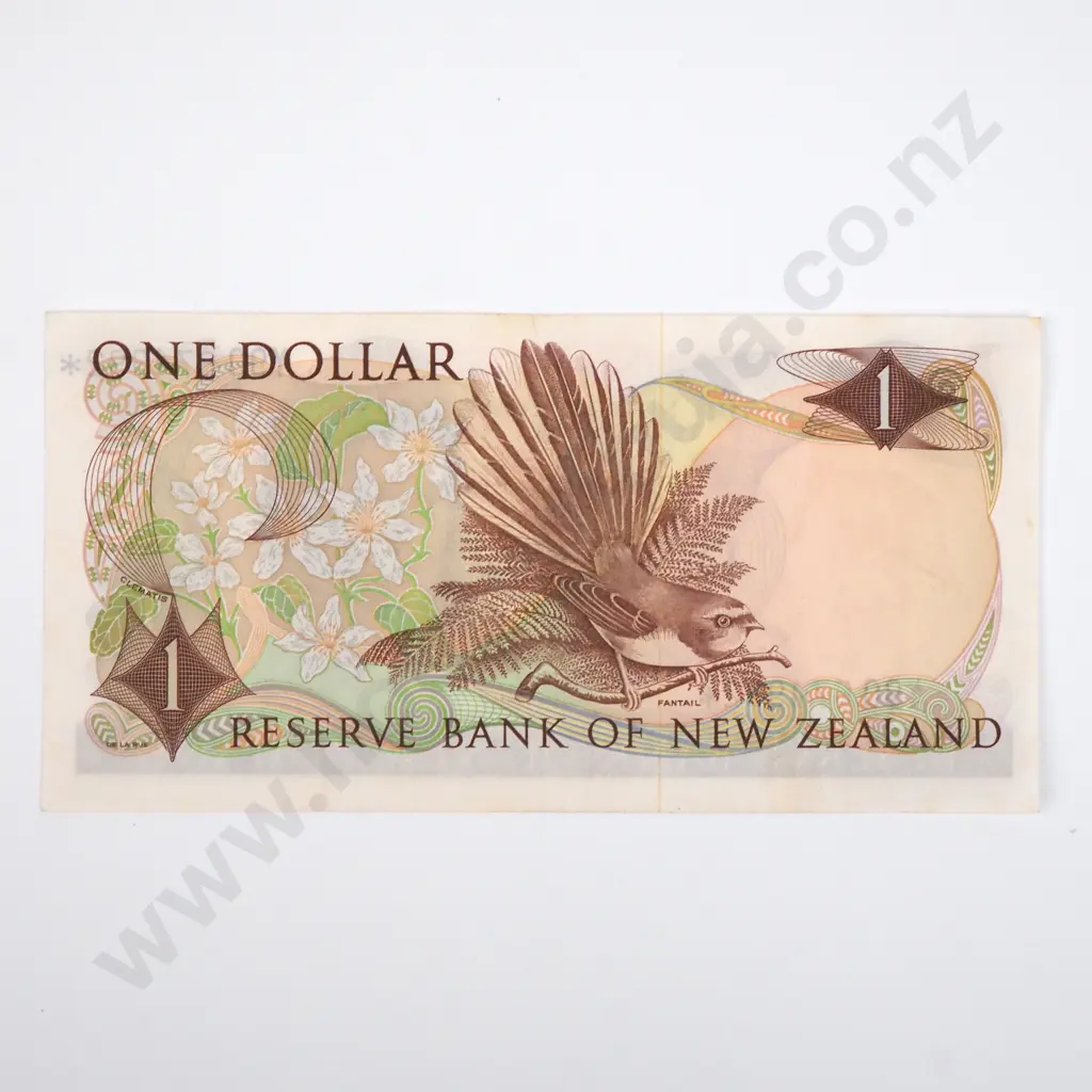 One Dollar Knight Star Banknote - Prefix Y90 - AUNC CV $250 Image 1++