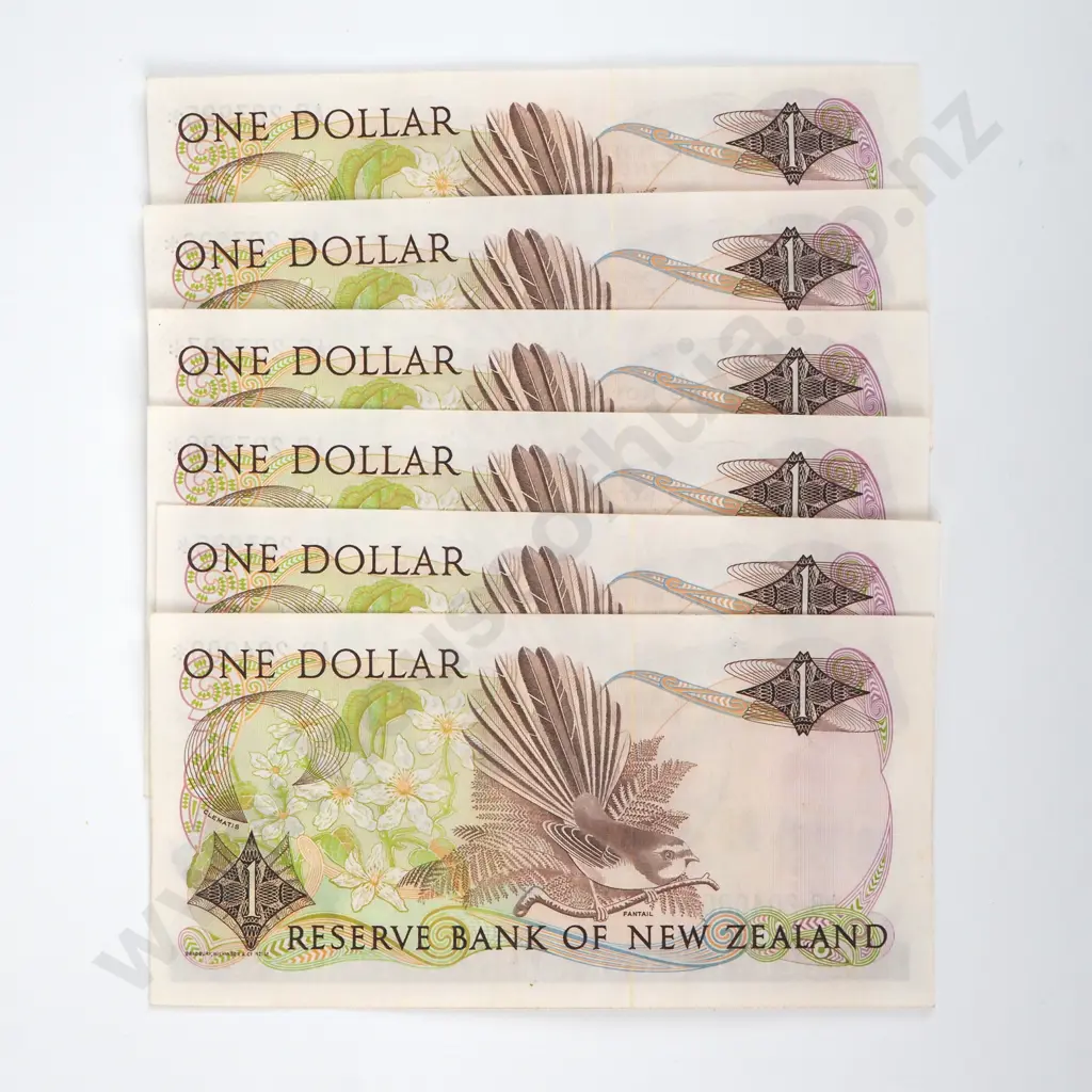 Six Consecutive One Dollar Hardie Star Type II Banknotes - AUNC Total CV $180 Image 1++