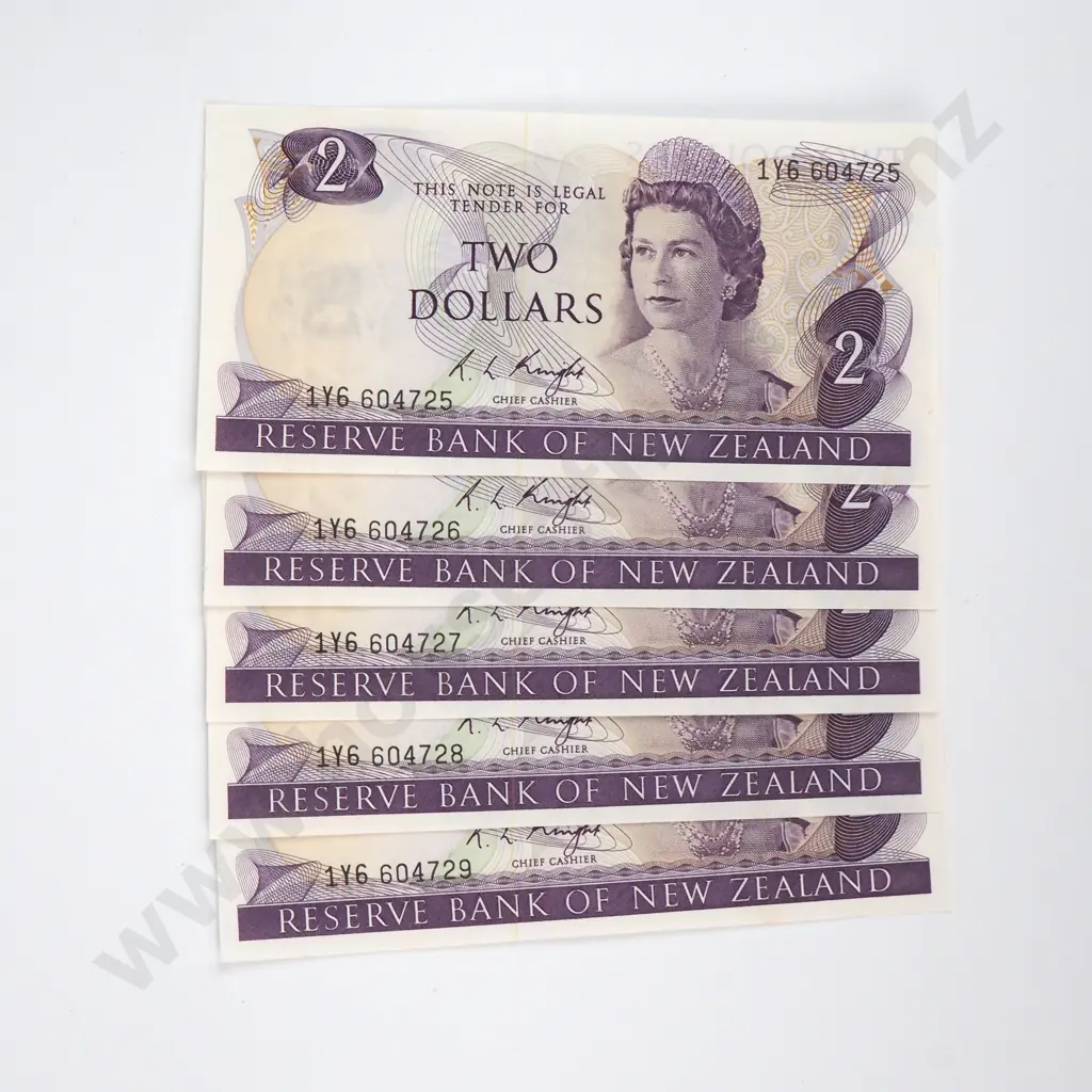 Five Consecutive Two Dollar Knight Banknotes - AUNC Total CV $175  Image 1++