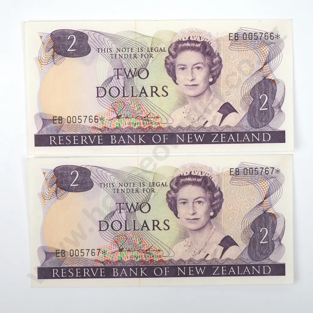 Consecutive Pair of Two Dollar Hardie Type II Banknotes - AUNC Total CV $60 Image 1++