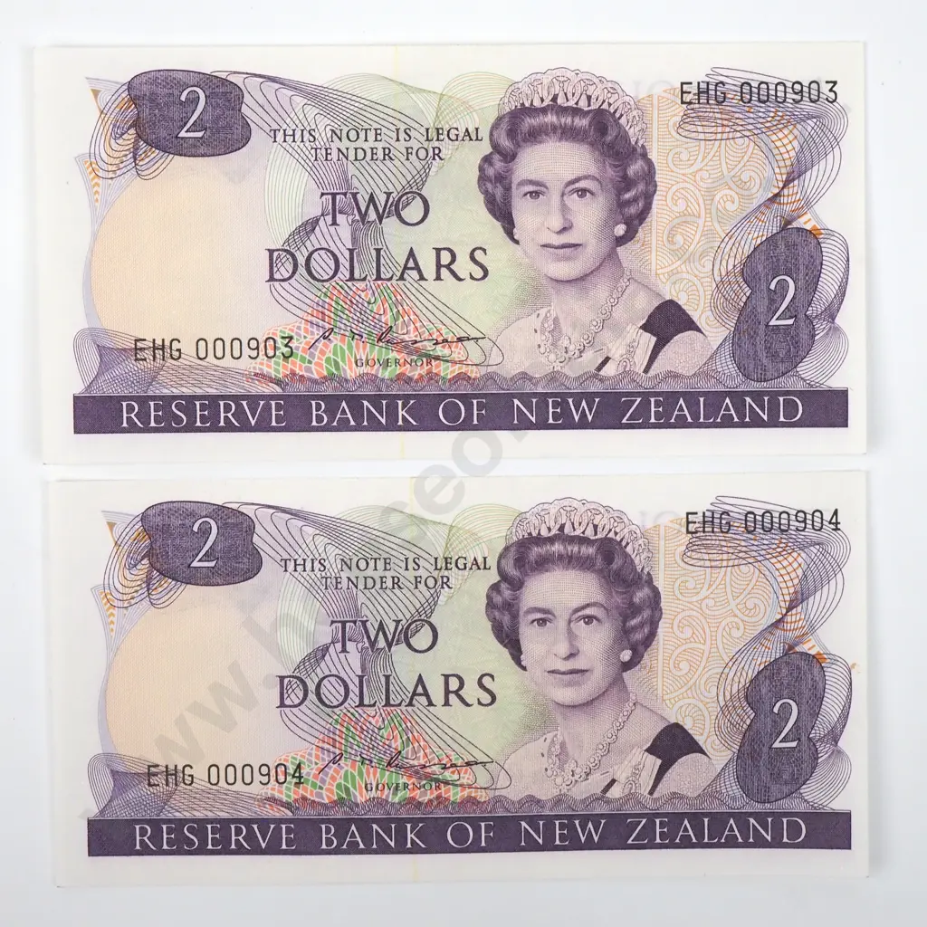 Consecutive Pair of Two Dollar Russell Banknote - EHG Prefix Very Low Serial - AUNC  Image 1++