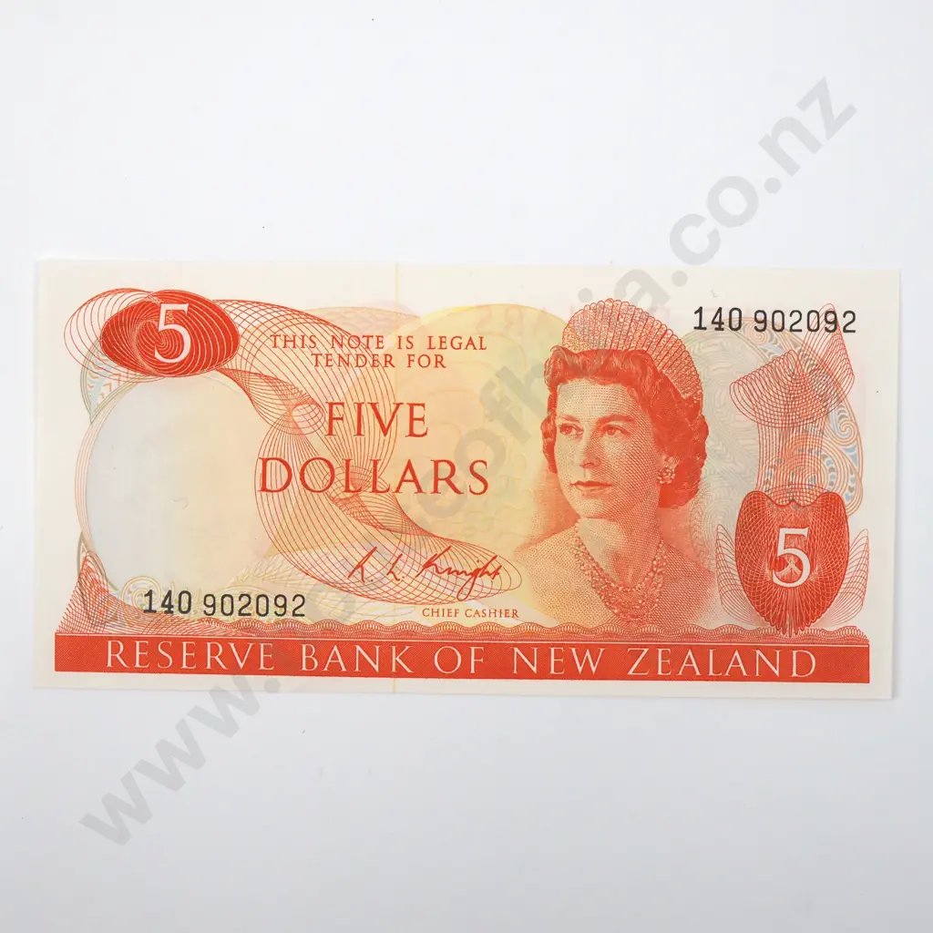 Five Dollar Knight Banknote - UNC  Image 1++