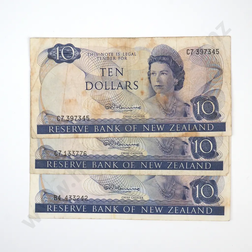 Three New Zealand Ten Dollar Fleming Banknotes  Image 1++