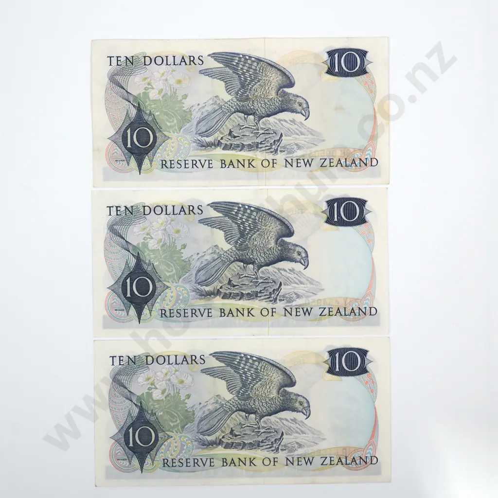 Three Ten Dollar Knight Signature Banknotes - Various Prefixes - EF Total CV $300 Image 1++