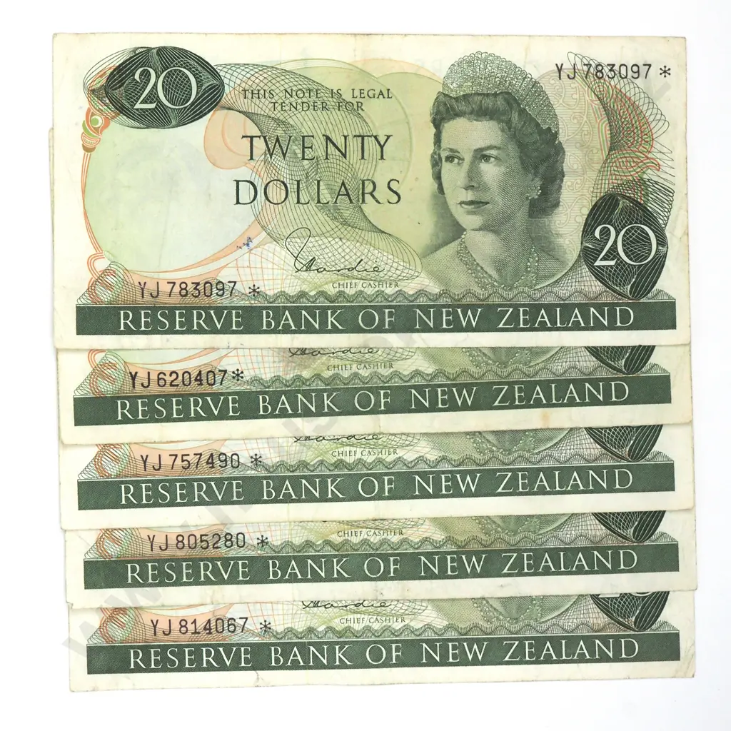 Five Twenty Dollar Hardie Type I Banknotes - Average Condition  Image 1++