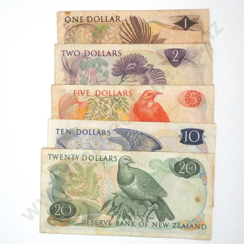 Five Fleming Signature Banknotes - $1 to $20 - Average Condition  Image 1++