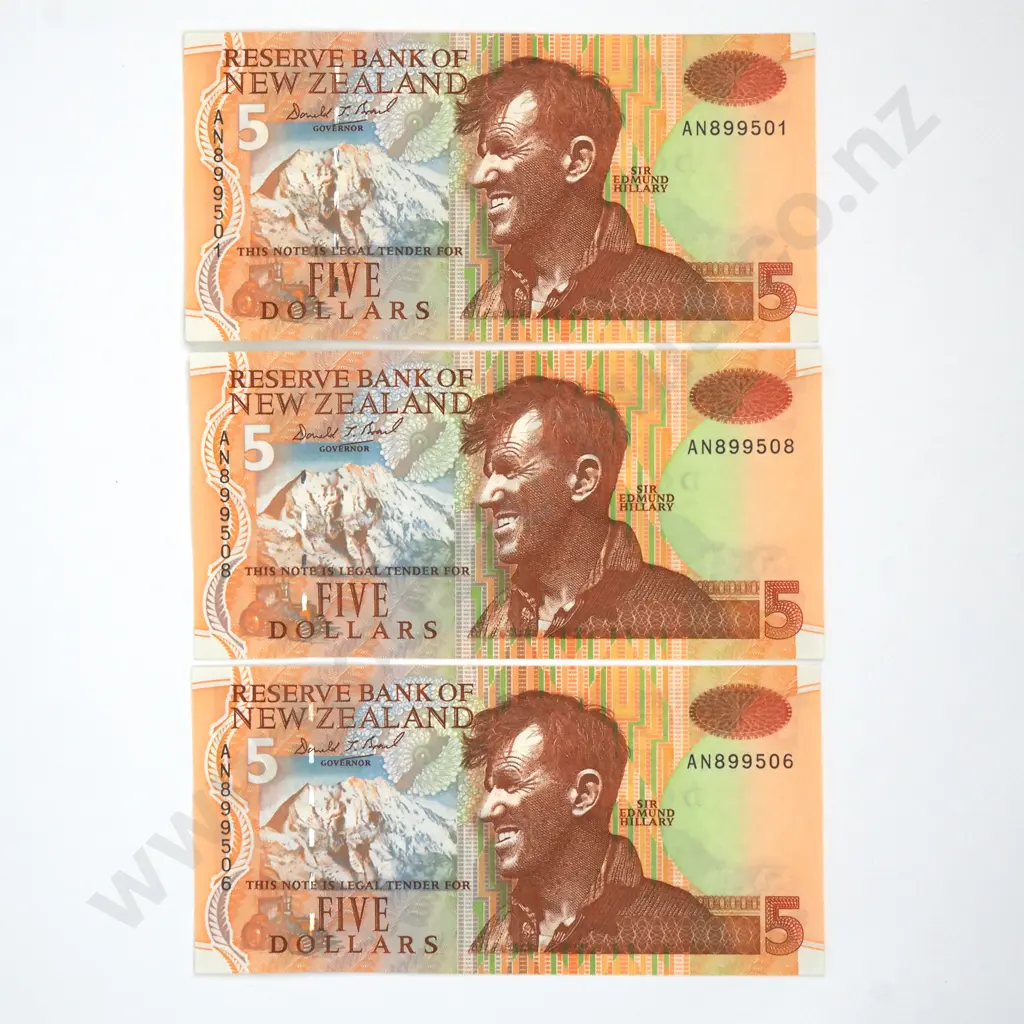 Three Five Dollar Brash Type II Banknotes - AN Prefix - UNC Total CV $75 Image 1++