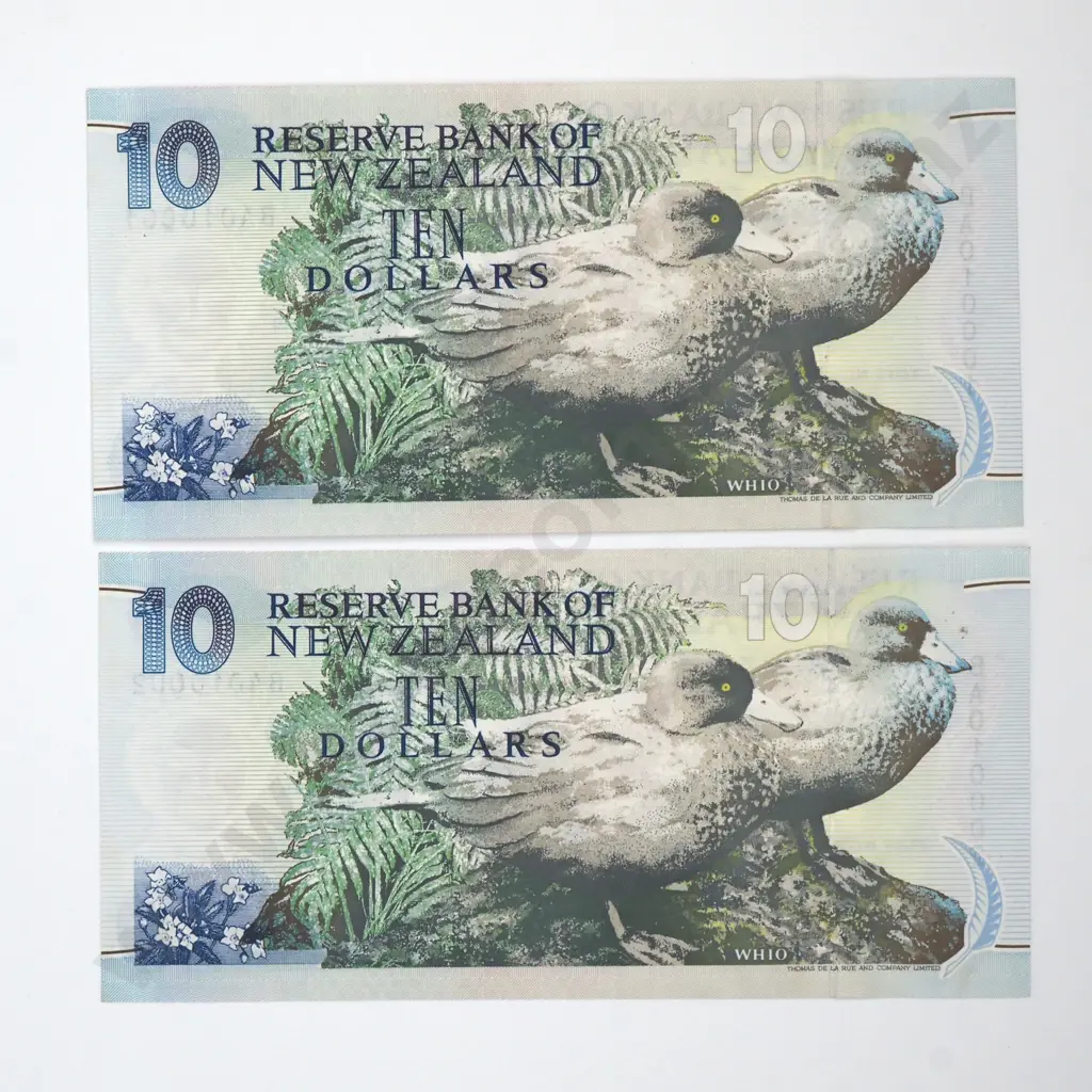 Consecutive Pair of Ten Dollar Brash Banknote - AUNC - Radar Serial Number  Image 1++