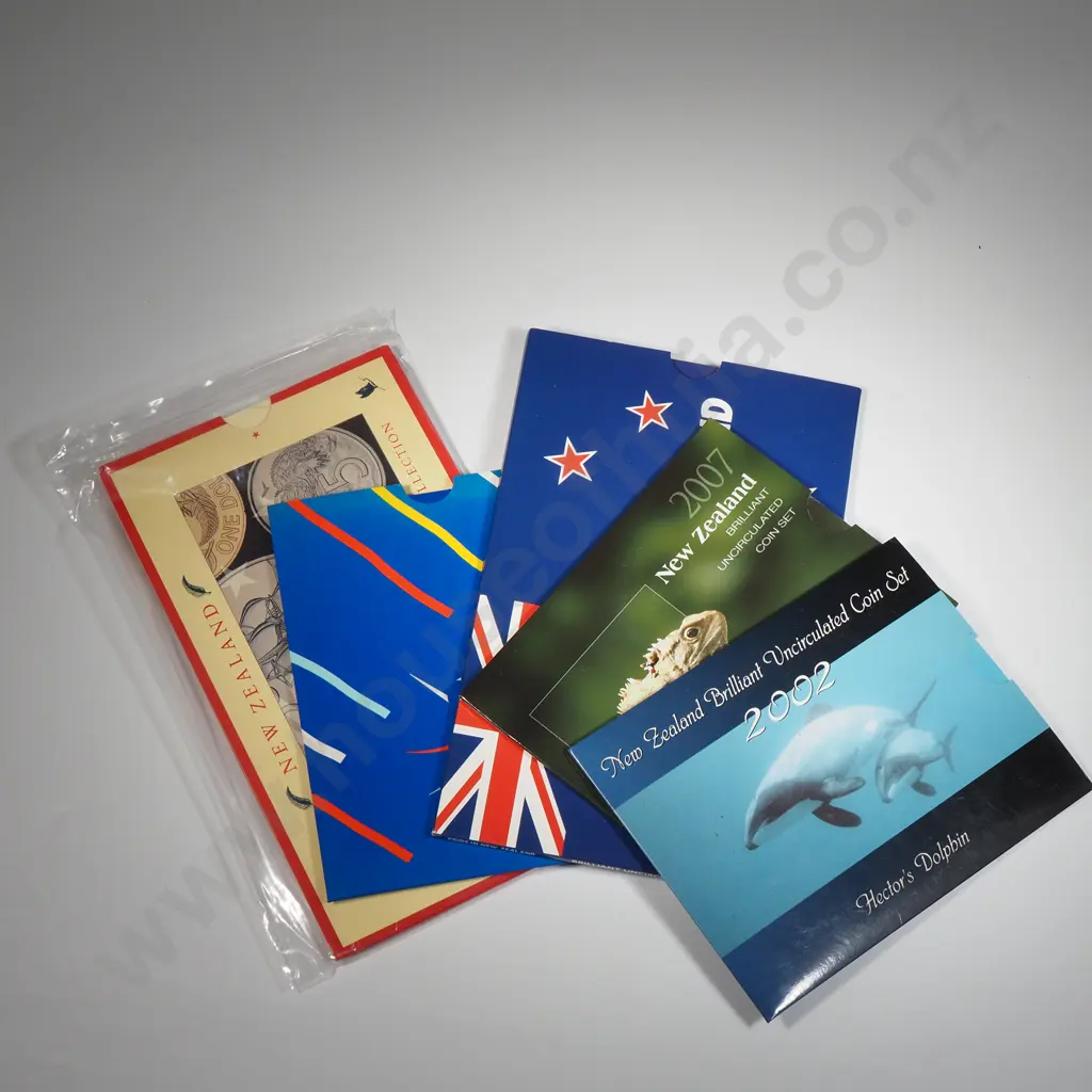 Five New Zealand UNC Sets  Image 1++