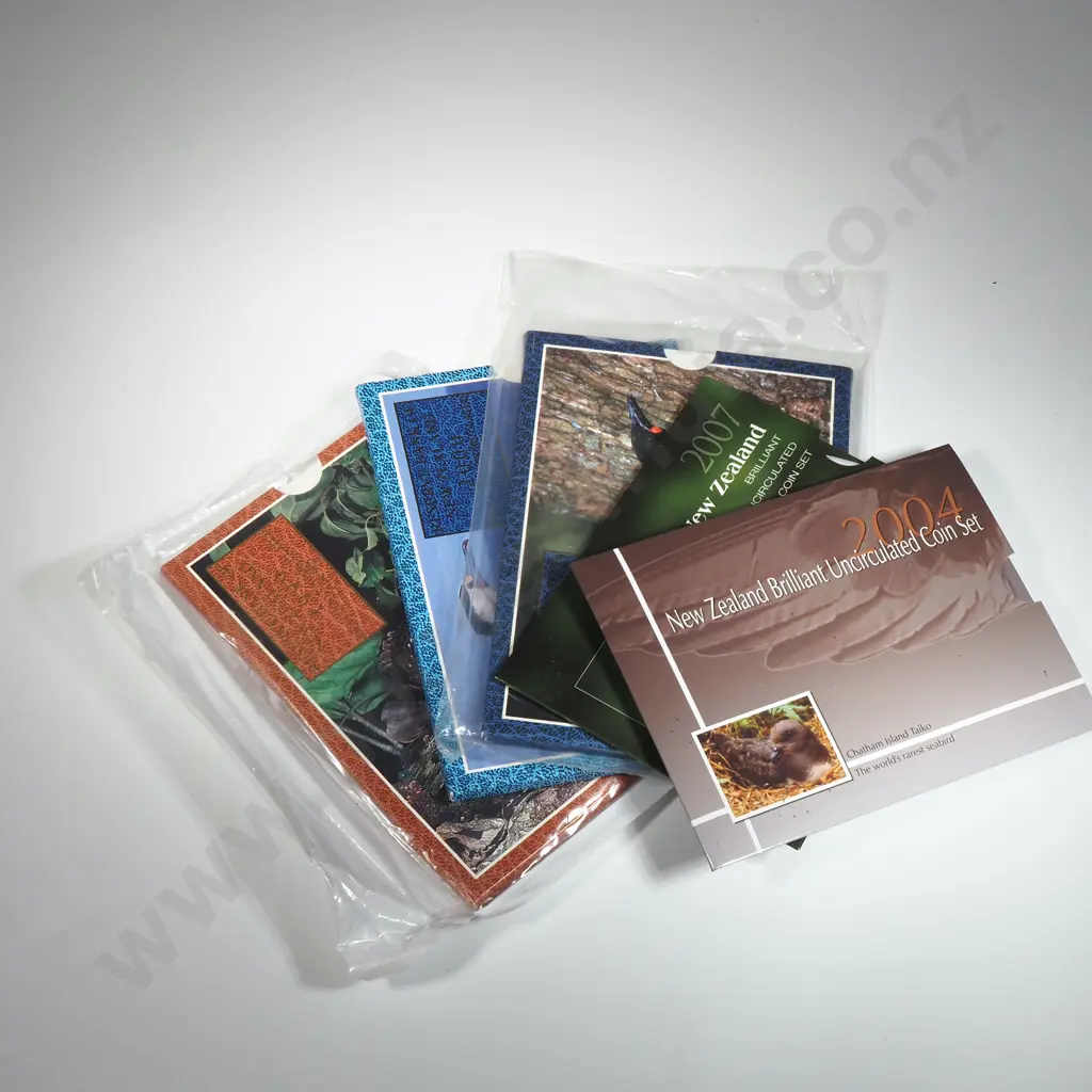 Five New Zealand UNC Sets  Image 1++