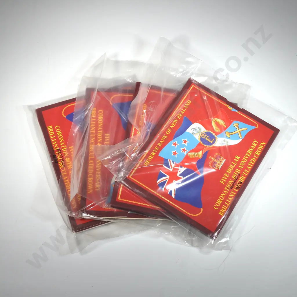 Four New Zealand Brilliant UNC Crowns  Image 1++