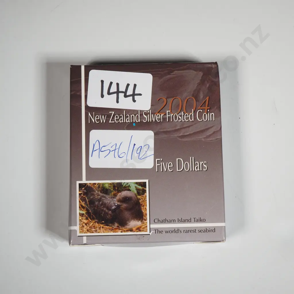 2004 New Zealand Silver Proof Dollar Coin Image 1++