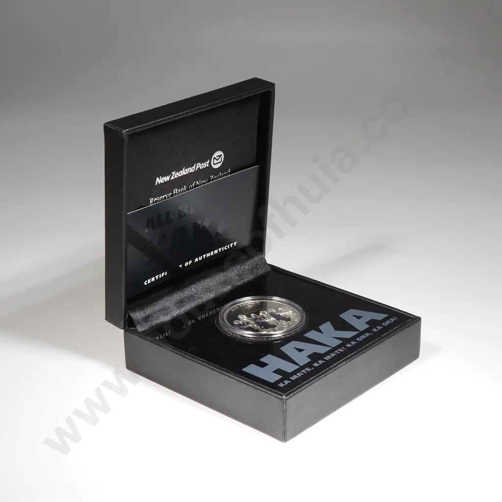 2011 New Zealand One Dollar Haka Silver Proof Coin  Image 1++