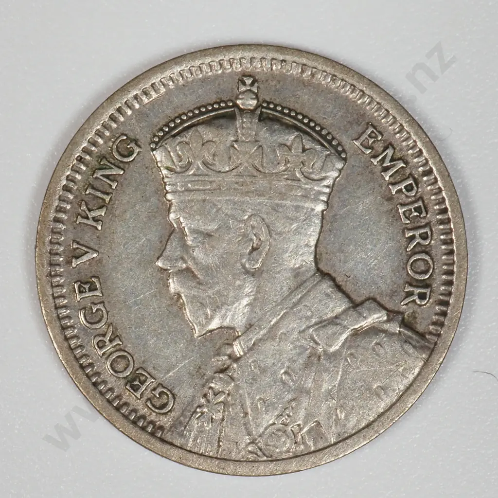 1935 New Zealand Threepence - Better Grade  Image 1++