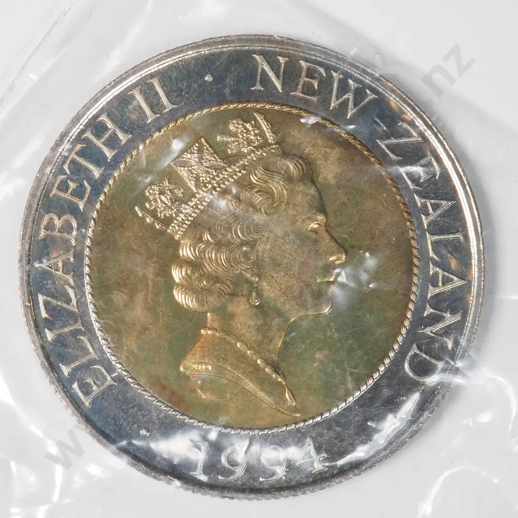22 1994 UNC New Zealand Bi Metal Fifty Cent Coins  Image 1++