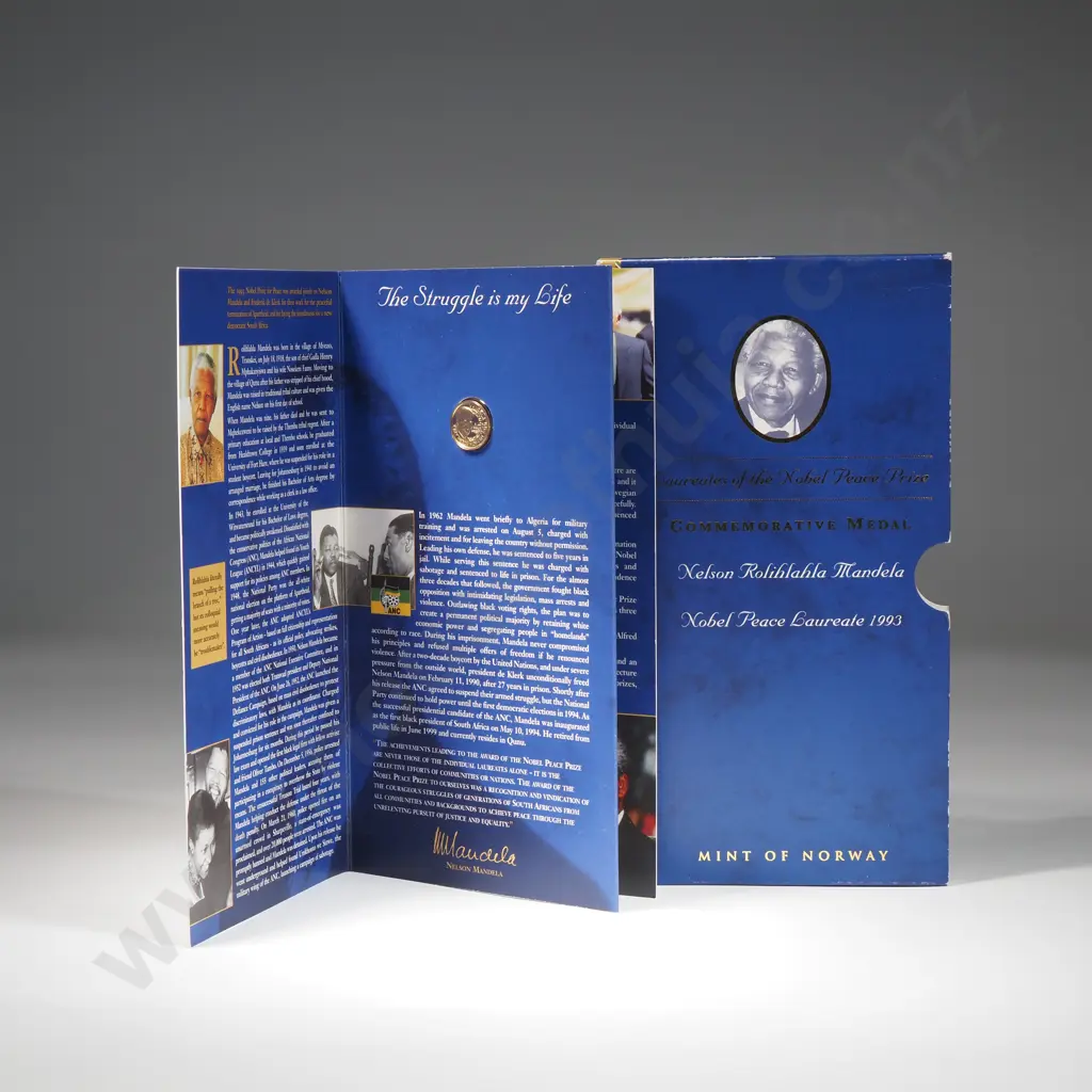 1993 South Africa One Tenth Ounce Gold Medallion - Nelson Mandel & F De Klerk Nobel Peach Laureates	 Image 1++