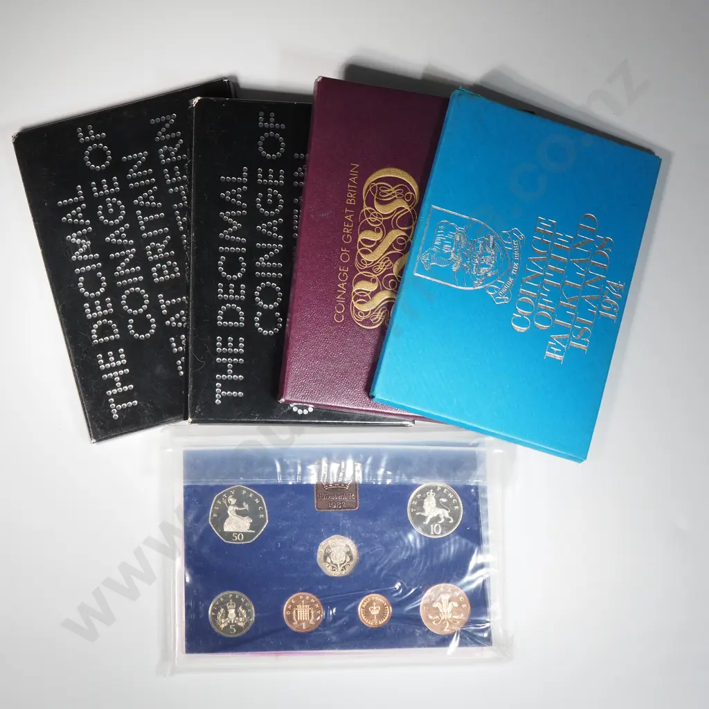 Five UNC UK Coin Sets  Image 1++