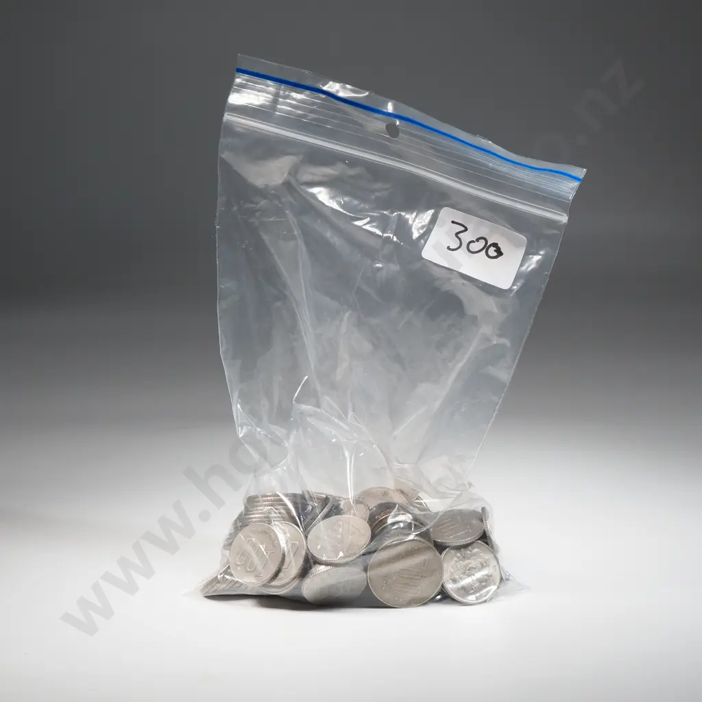 Current coins, 15,000 Japanese yen in 100 and 500 yen coins – approximate exchange rate NZD $171 Image 1++