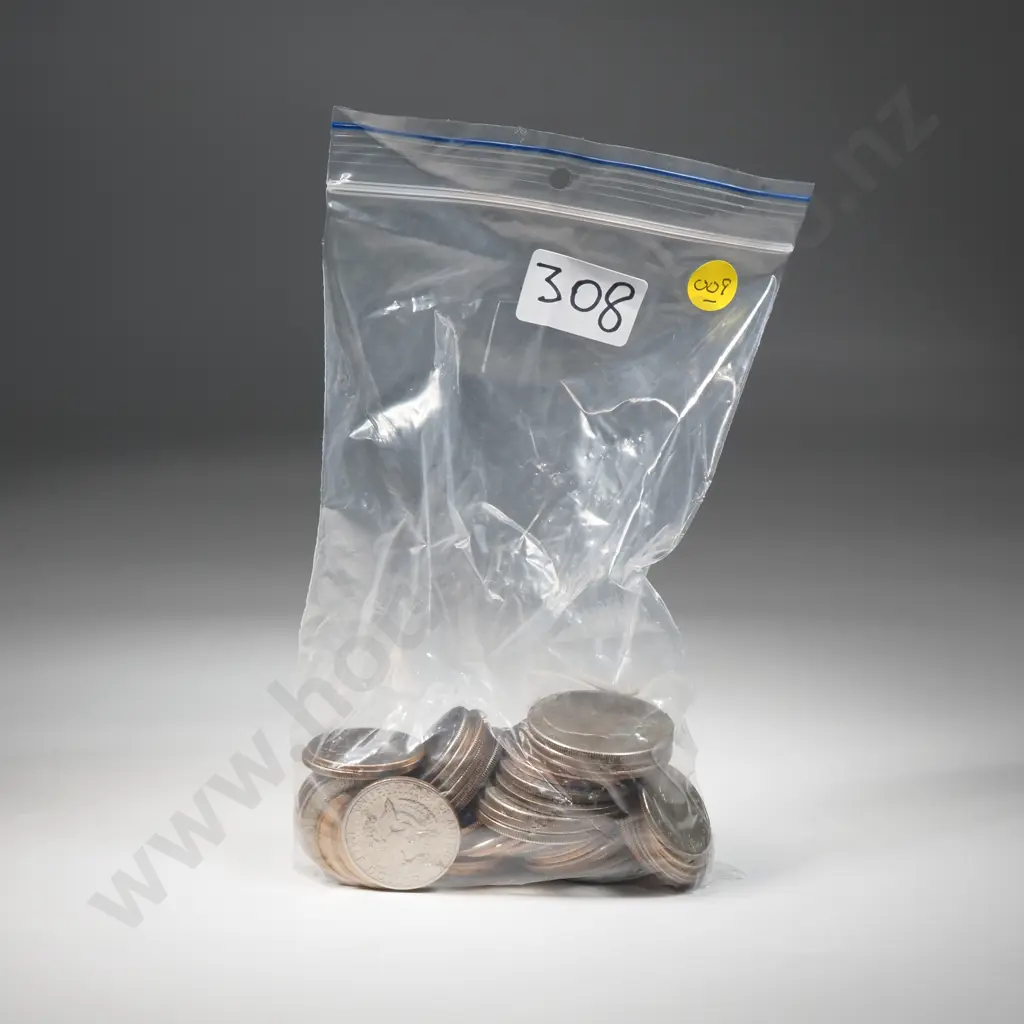 Current coins, $48 USA in 50 cents and $1 coins – approximate exchange rate NZD $82 Image 1++