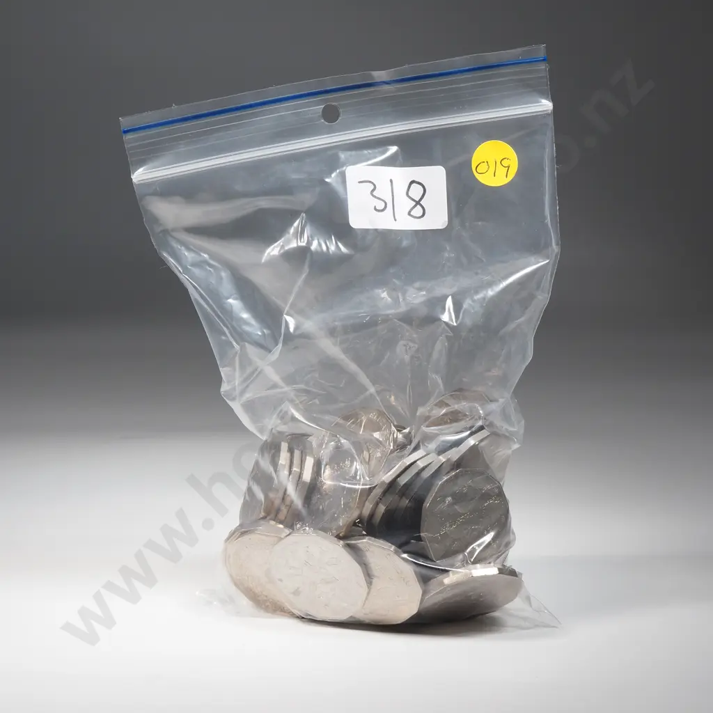 80 x Australian commemorative 50 cents coins in nice condition Image 1++