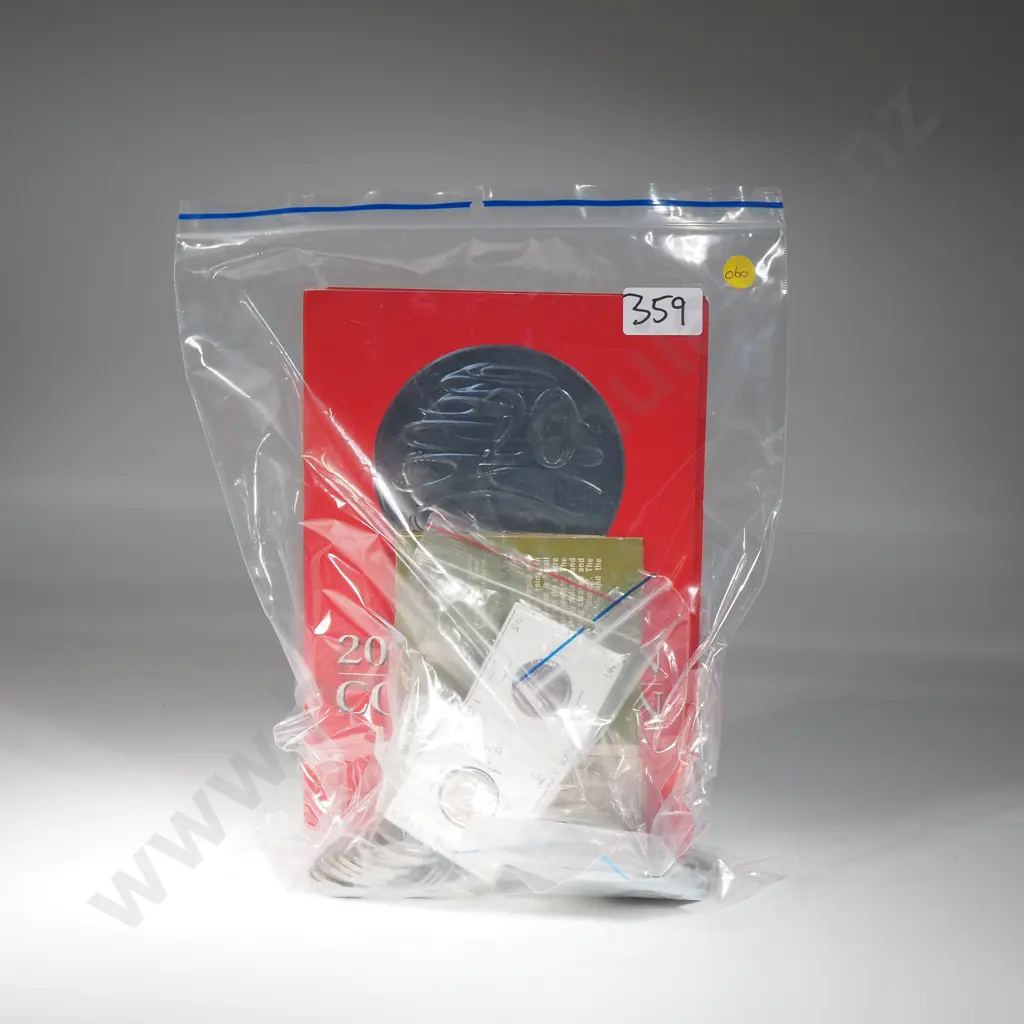 Misc Australian coin issues and tokens Image 1++