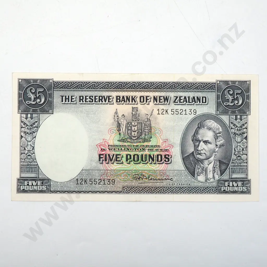 New Zealand Five Pound Fleming Banknote AUNC - Second to Last Prefix  Image 1++