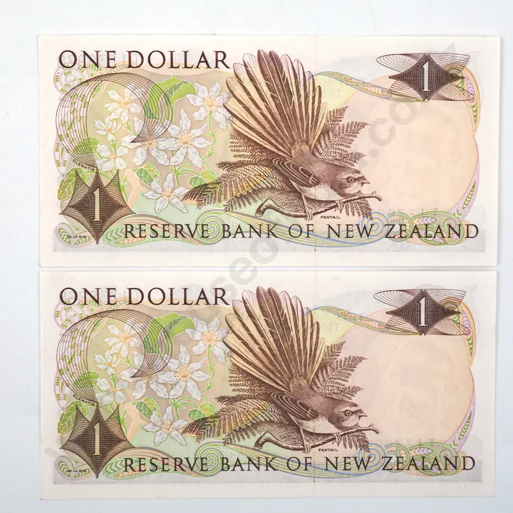 Two Consecutive Fleming One Dollar Banknotes - AUNC  Image 1++