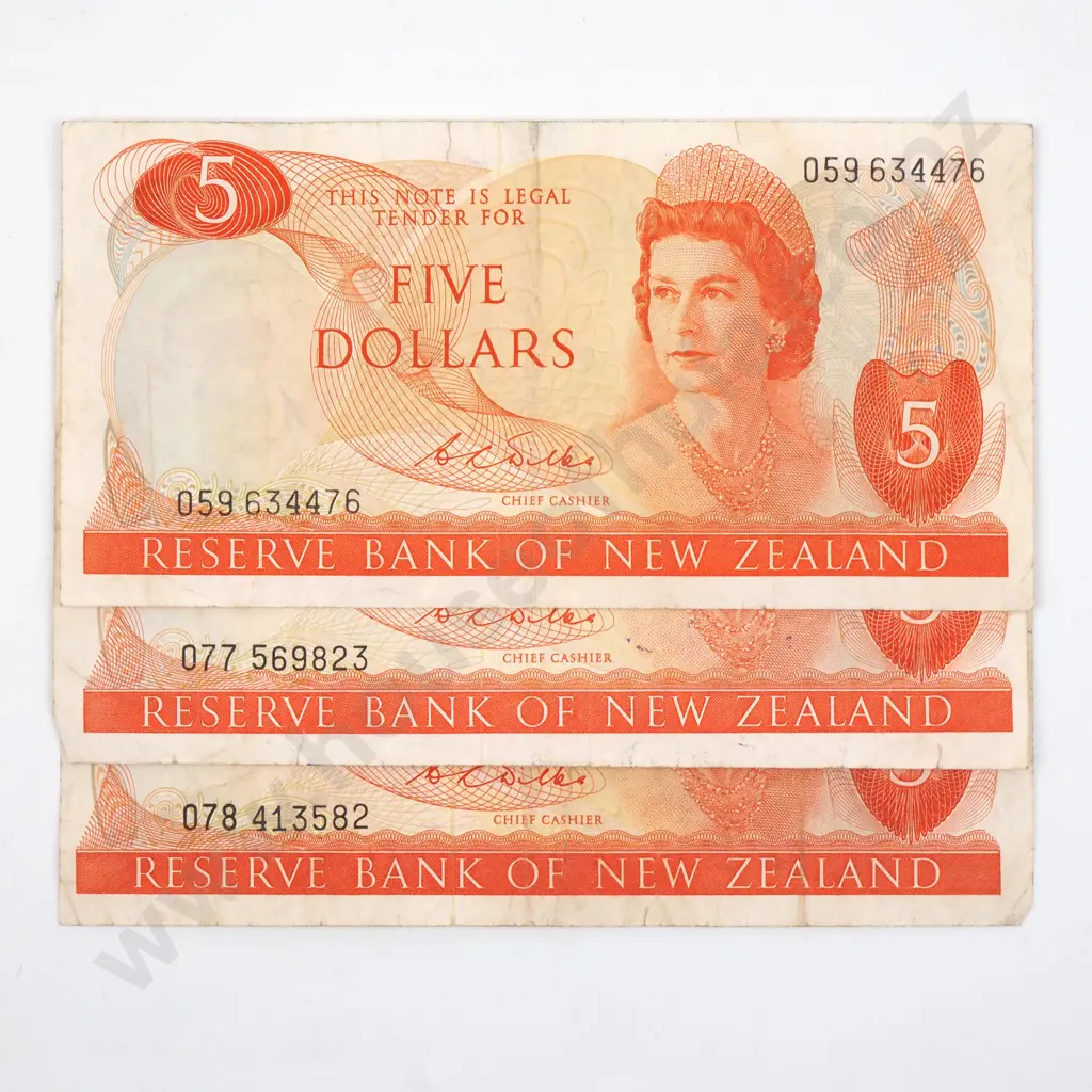 Three New Zealand Wilkes Five Dollar Banknotes  Image 1++