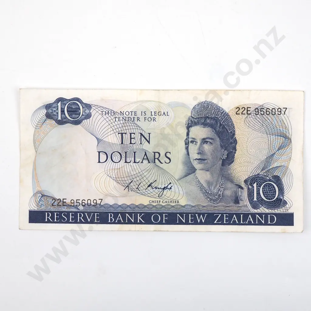 New Zealand Knight Ten Dollar Banknote  Image 1++