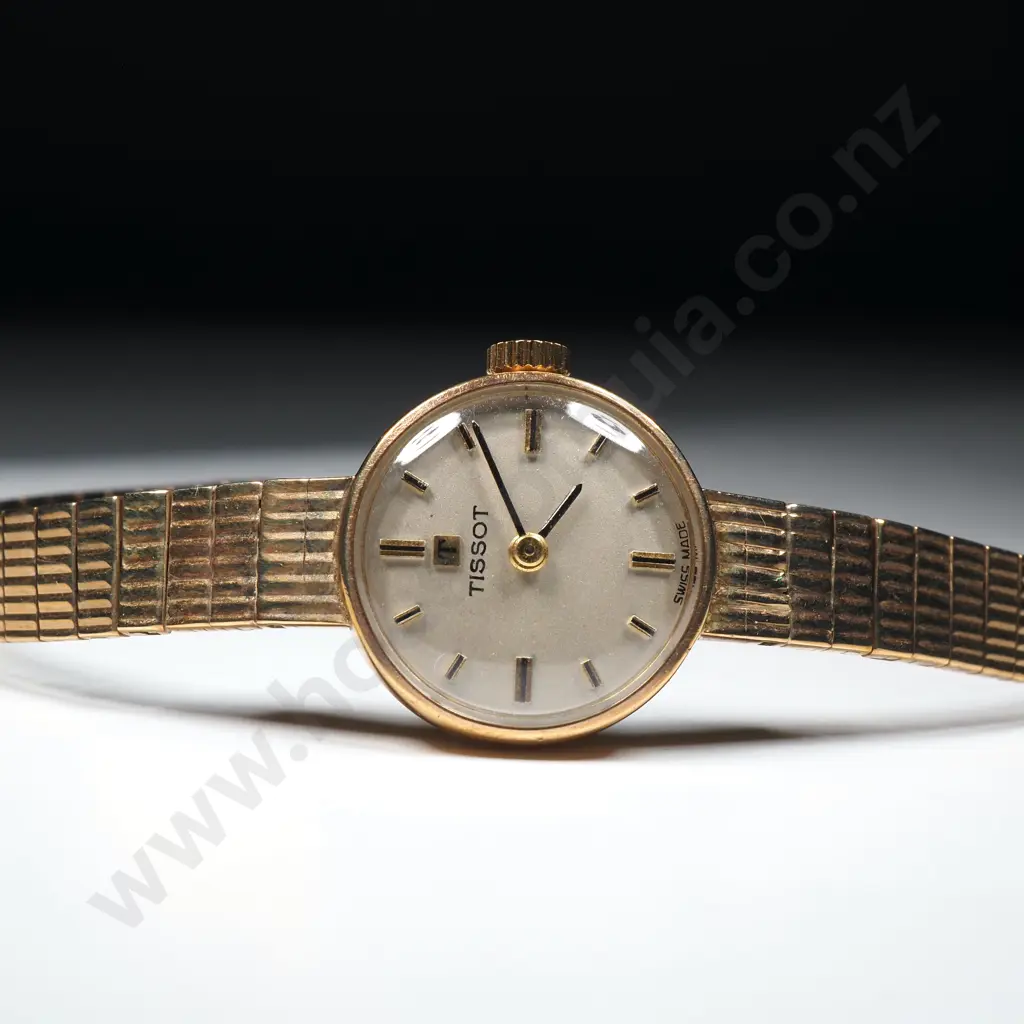 Solid 9ct Gold Tissot Wrist Watch Image 1++