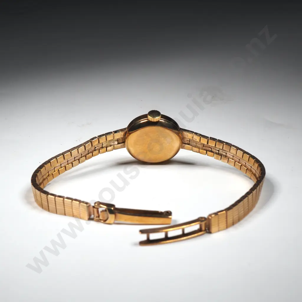 Solid 9ct Gold Tissot Wrist Watch Image 1++