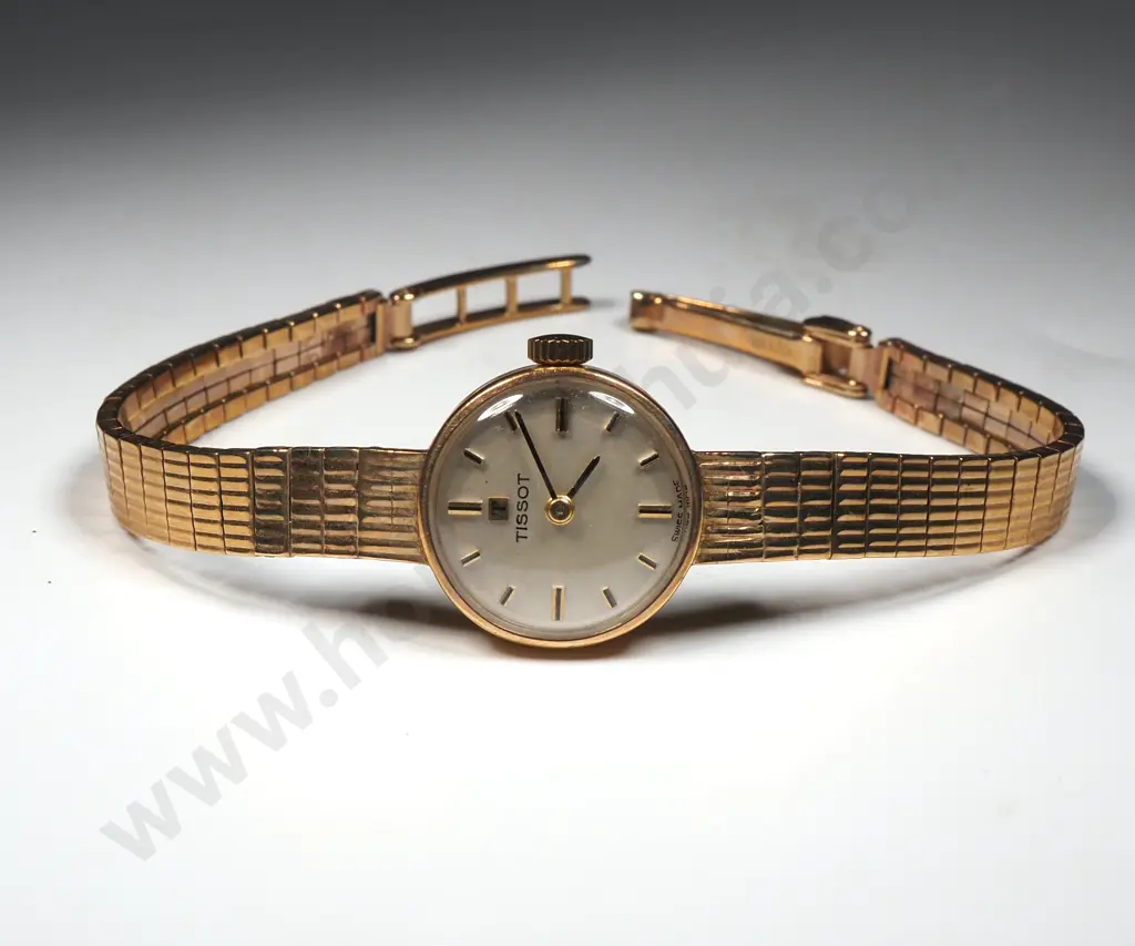 Solid 9ct Gold Tissot Wrist Watch Image 1++