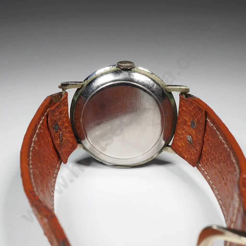 Vintage Manual Tudor Shock Resisting Gents Wristwatch Image 1++