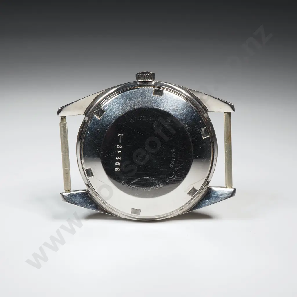 Vintage Bulova Automatic Wristwatch Image 1++