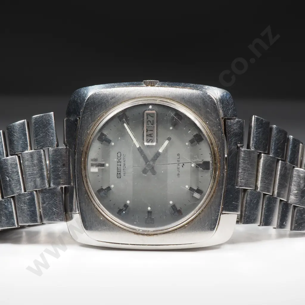 Vintage Seiko Automatic Automatic Wrist Watch Image 1++