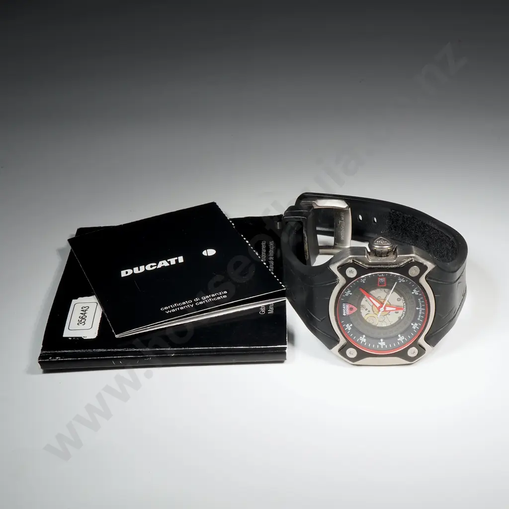 Ducati Automatic Wrist Watch w Papers  Image 1++