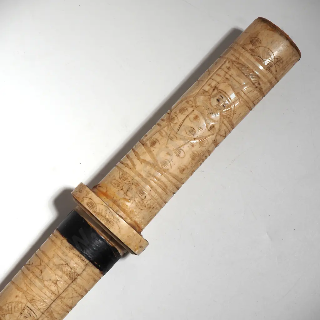 Antique Bone Handled Tanto Image 1++