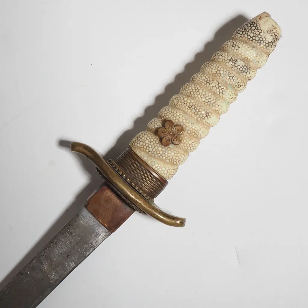 Japanese WWII Naval Dirk - No Scabbard Image 1++